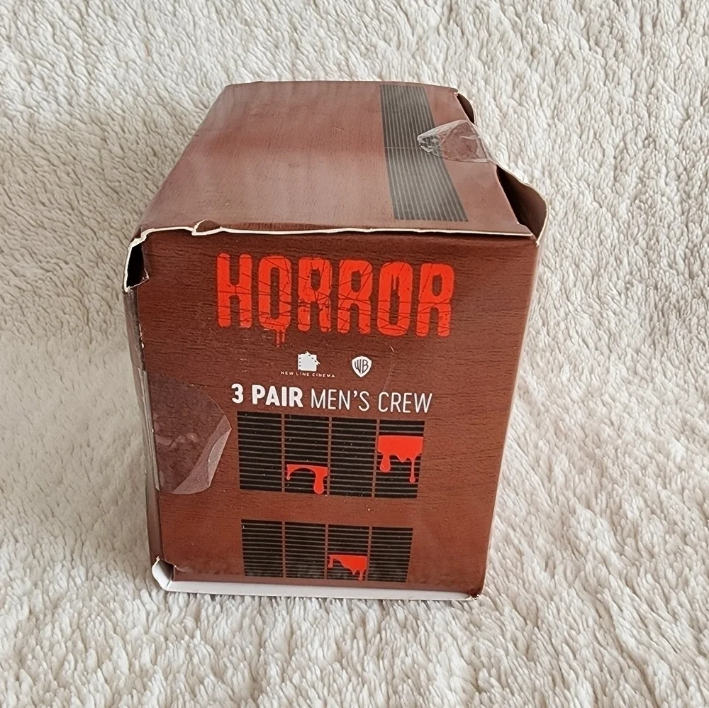 New Horror movies Men's 3-Pack of Crew Socks with Novelty Gift Box, Sizes 8-12